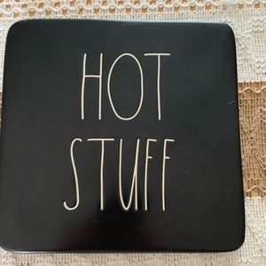 Black Rae Dunn hot stuff trivit